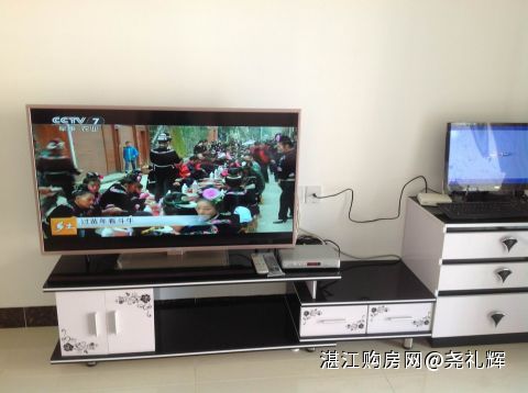 汇景豪庭2房2厅2阳台全新精装修家私齐全拎包入住南北通透