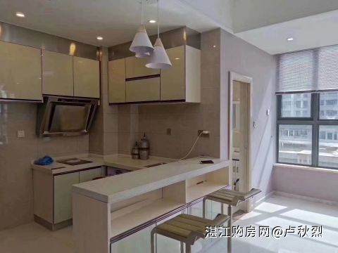 荣盛中央广场（万达旁）精致海景公寓出租